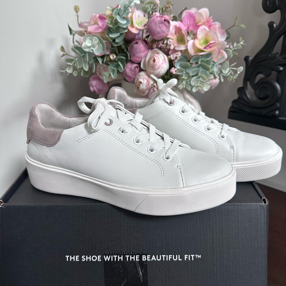 New in‎ box Naturalizer Morrison 2.0 white gray Women's Sneakers